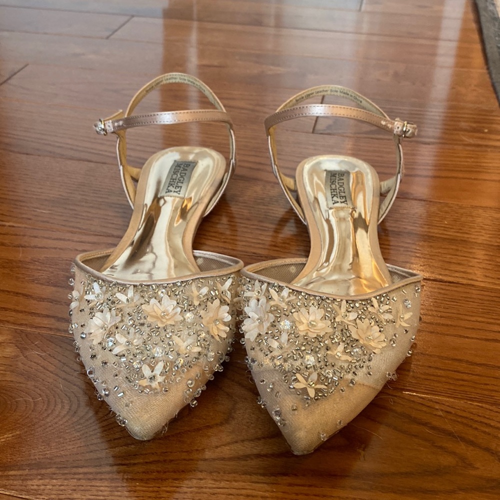 Badgley Mischka Blush Carissa Flats